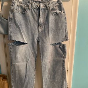 adika lightwash jeans